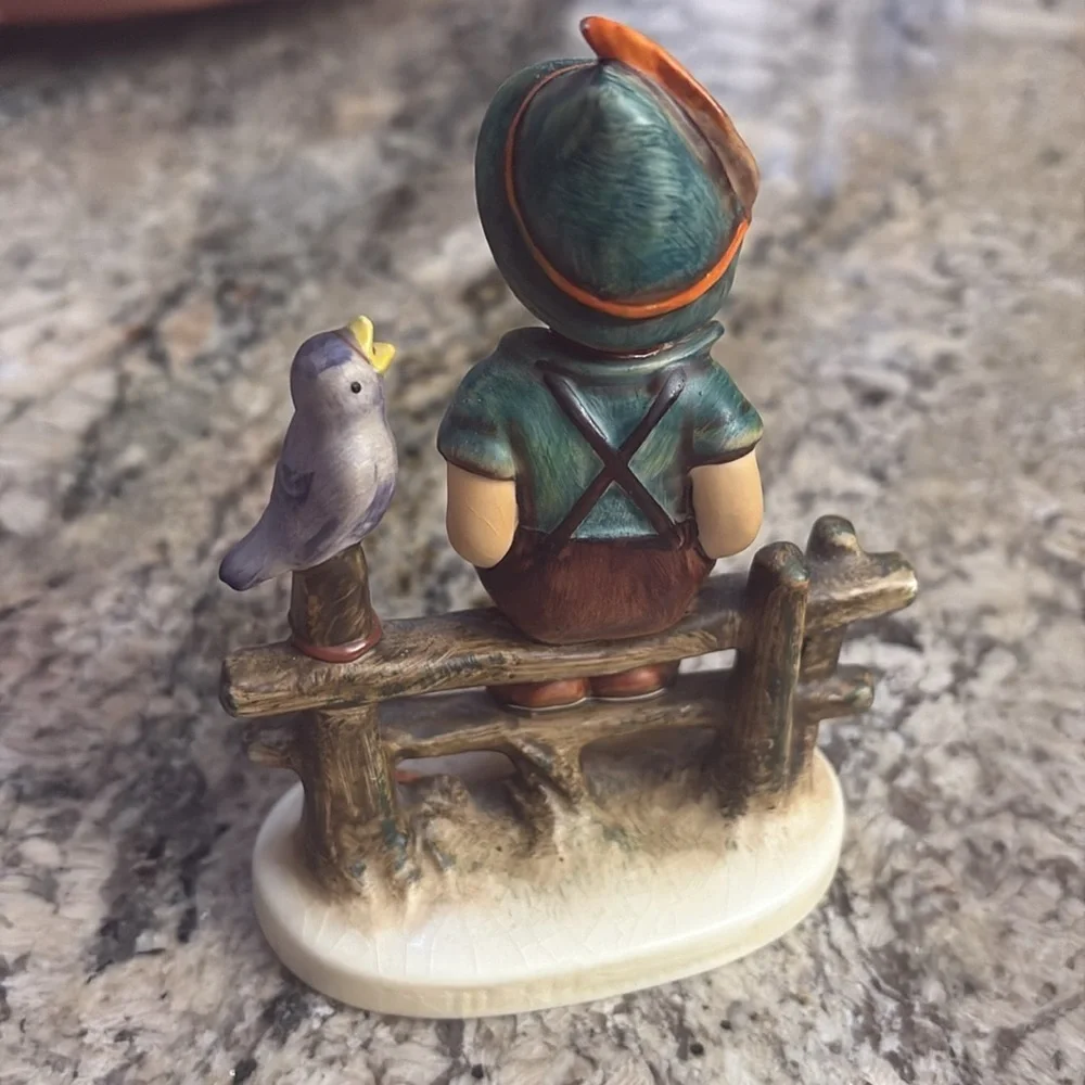 Vtg M.I. Goebel Hummel Wayside Harmony figurine collectible boy sitting on fence